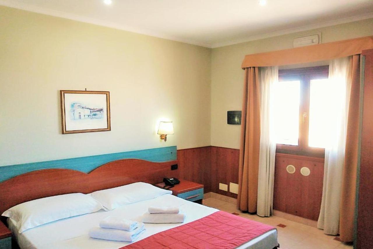 Hotel Riviera Fiumicino Exterior photo